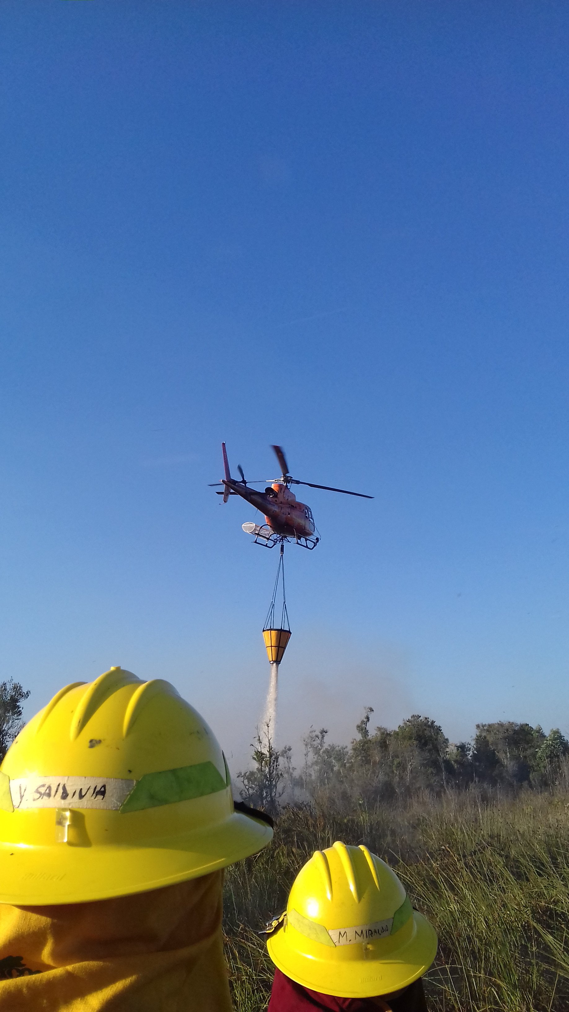 apoyo aereo con helicoptero