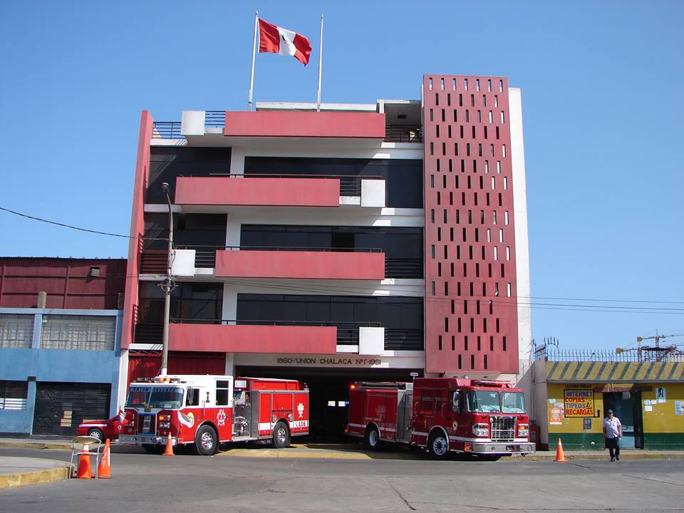 Fire Trucks Co. Union Chalaca 1 - Callao - Peru.