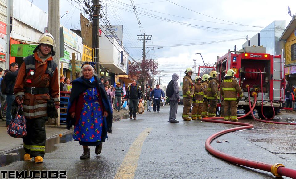 Los bomberos no solo apagan incendios...