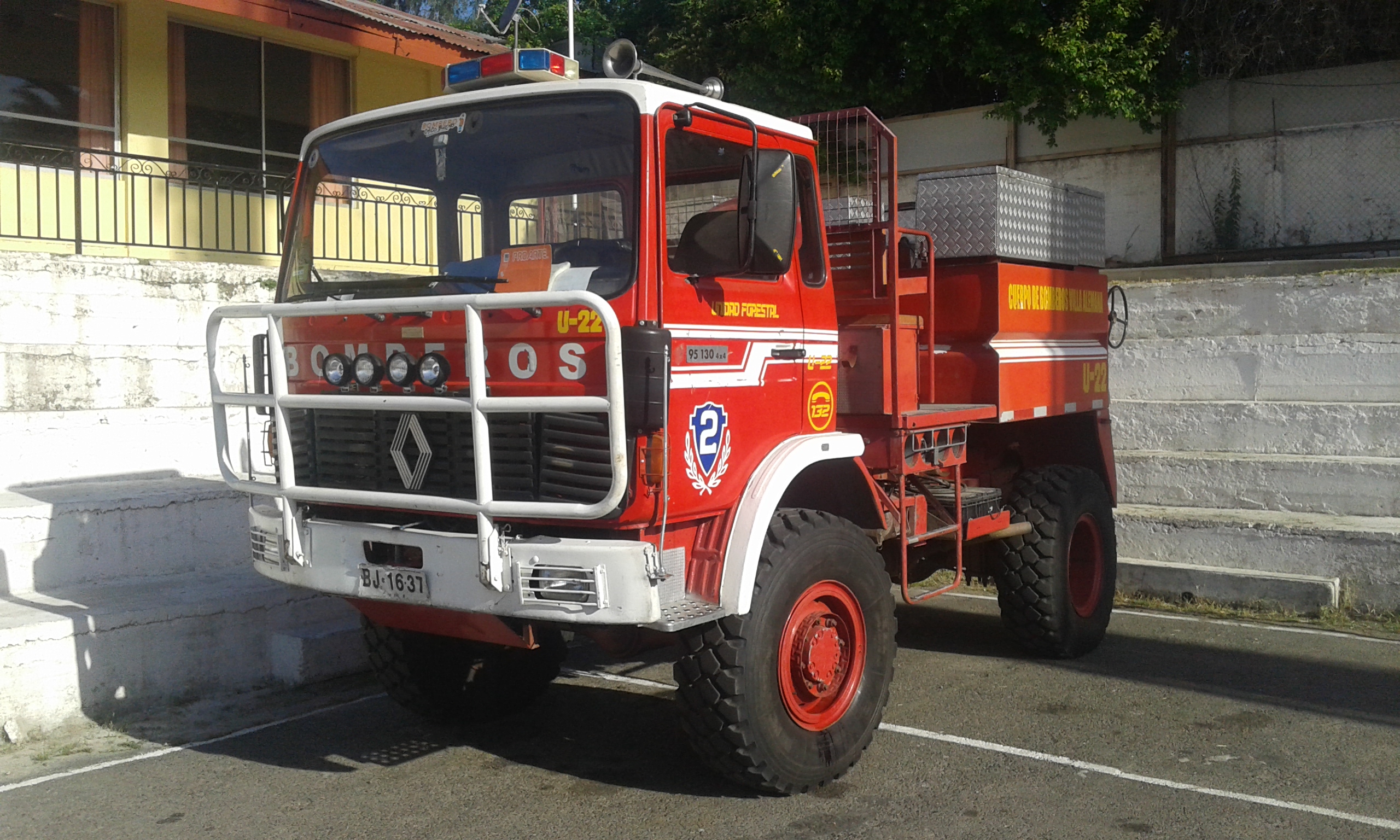 Renault 95,130 Segunda Compañía de Bomberos de Villa Alemana